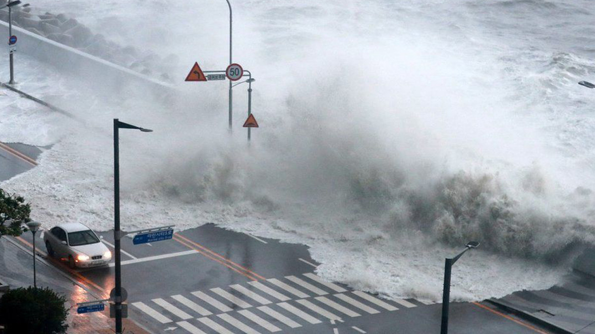 Seven dead in flooded S Korea car park after typhoon